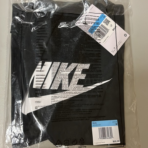 Nike Crewneck Graphic Tee Girls - Picture 4 of 5